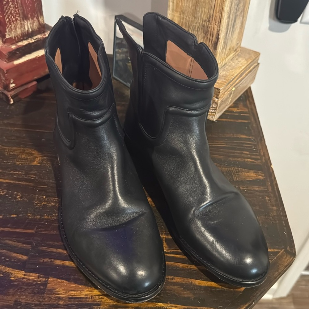 Jonston & Murphy Ankle boots (Great Condition)
